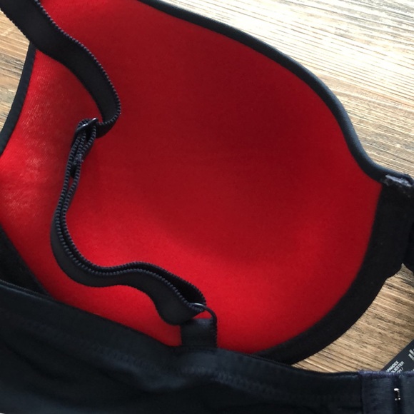 Tommy Hilfiger 40C lightly padded navy bra - Picture 9 of 11